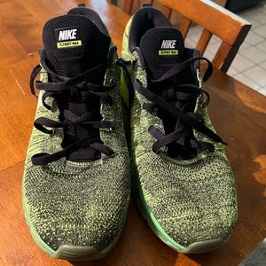 Nike Flyknit Max Size 15 Mens